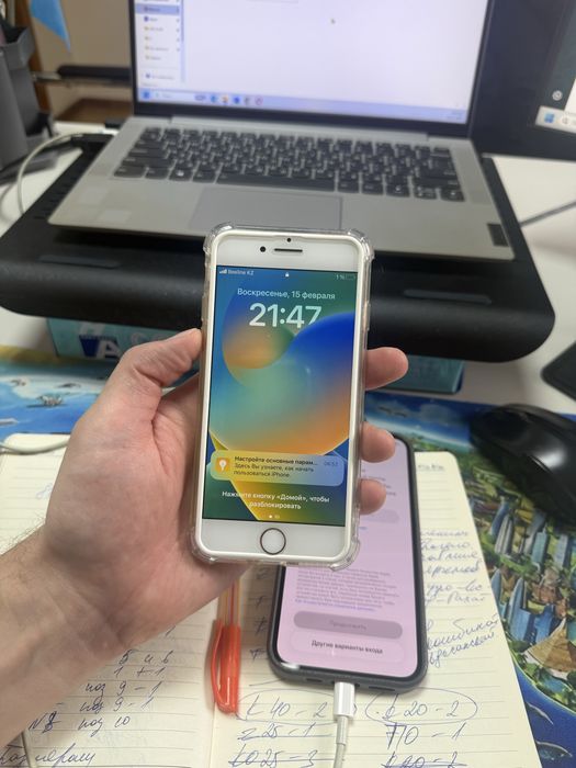 Продам iphone 8, 64 gb