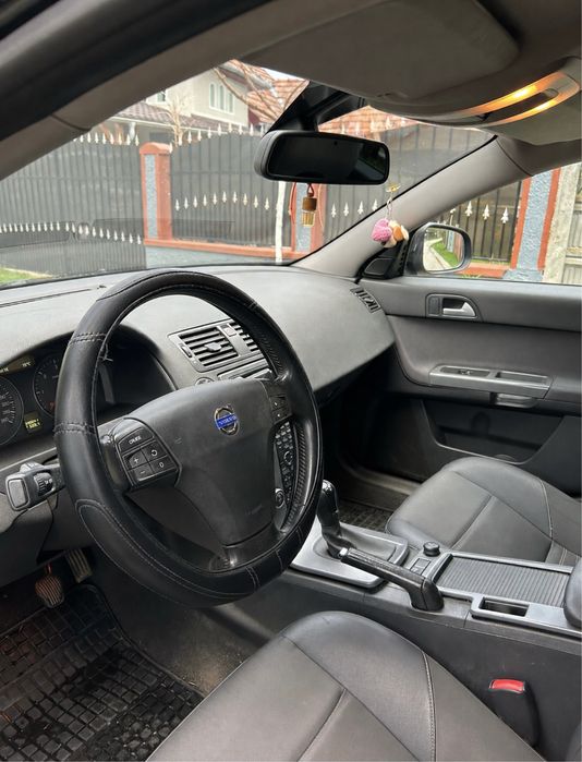 Vând Volvo V50 1.6D