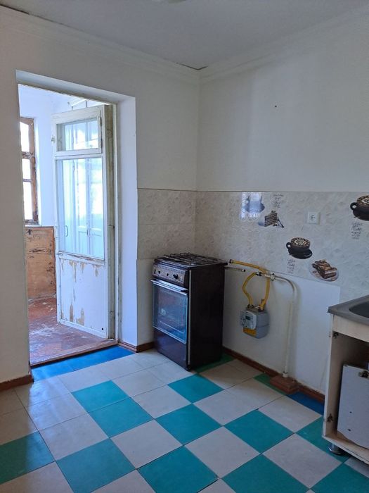 Angren, Dukent 12chi kvartal,2chi uy,12chi kvartira