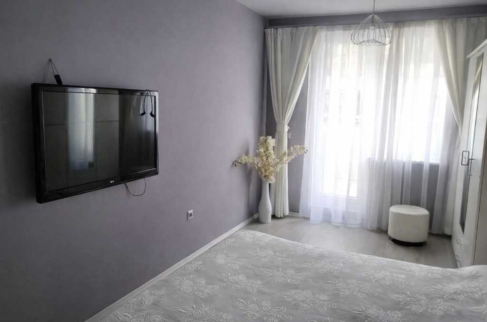 Двустаен апартамент под наем Дианабад