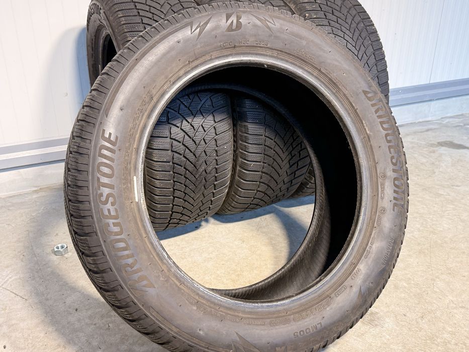 235/60/18 зимни гуми BRIDGESTONE BLIZZAK LM005