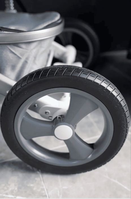 Продается коляска