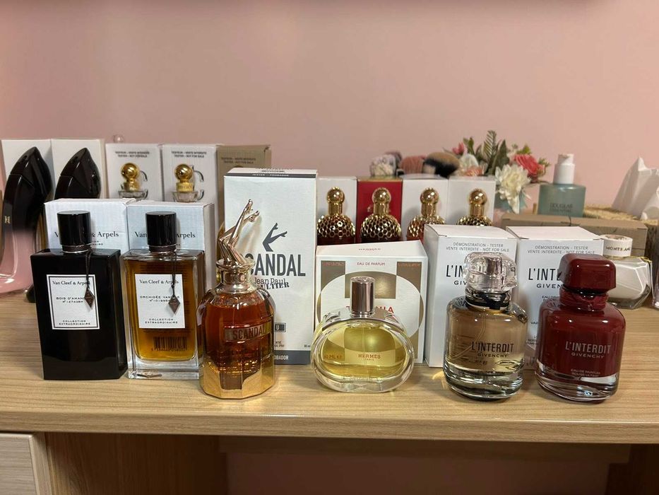 Дамски парфюми "Carolina Herrera","JIMMY CHOO","Montblanc","GUERLAIN","SCANDAL","COACH","VAN CLEEF","HERMÈS","GIVENCHY","Burberry","",