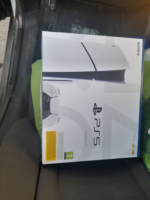 Schimb PS5 cu laptop gaming