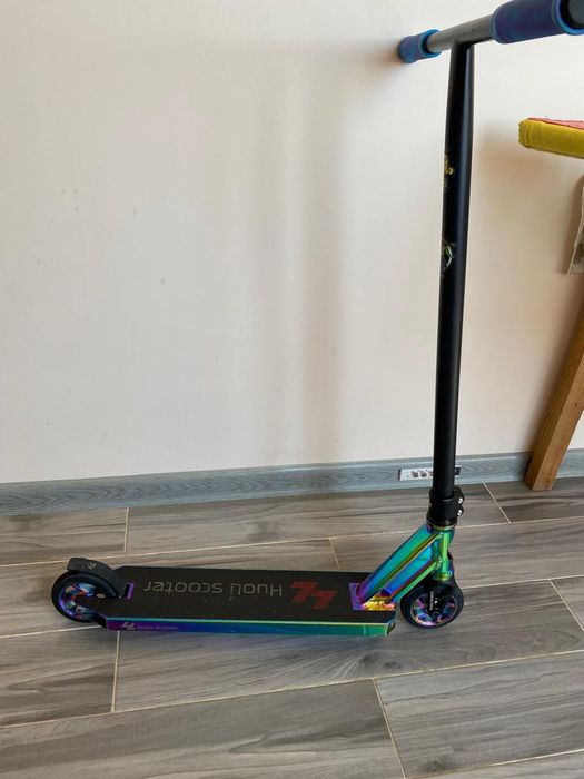 Продам трюковый самокат.