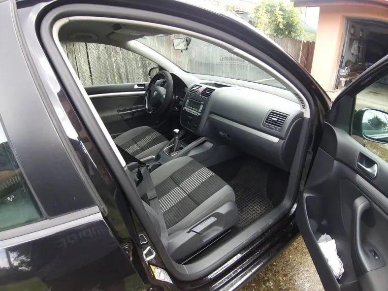 VAND VW GOLF 5 din 2008 Motor 1.4 benzina 80 CP