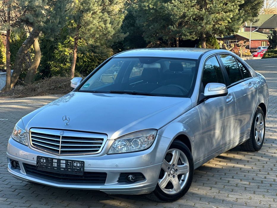 Mercedes-Benz C 220 Automat