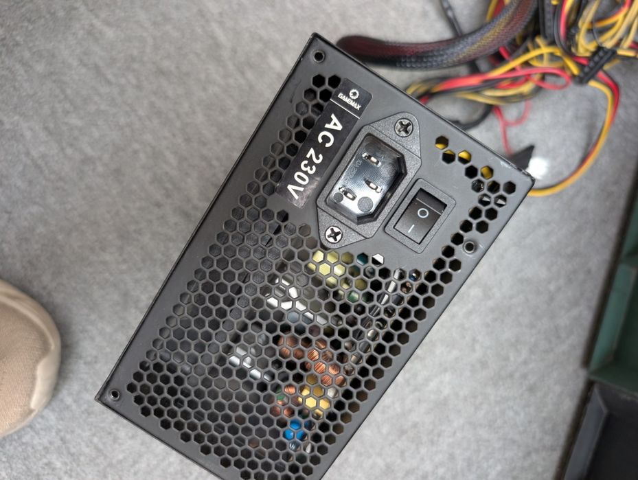 Продам Блок питания GameMax GM-500SE 500W