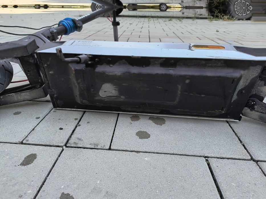 Vând trotineta electrica navee s40