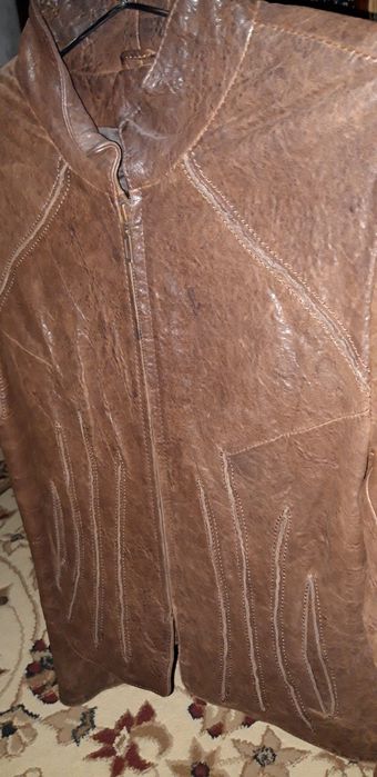 Кожанная куртка б/у.