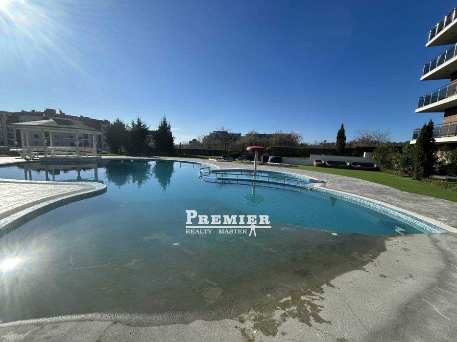 Продава се Двустаен апартамент в Свети Влас - 75 кв.м за 1174 €/кв.м - Снимка #12