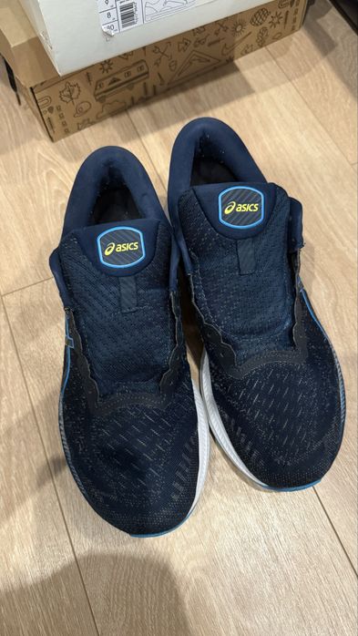 Кроссовки беговве Asics, оригинал