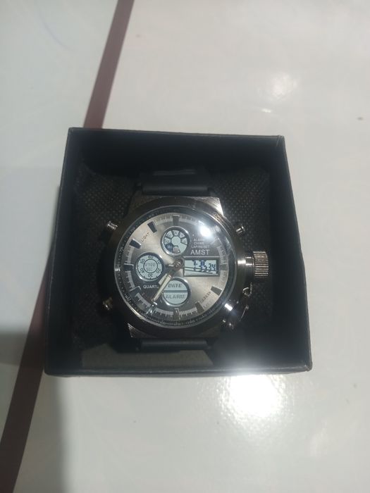 Часы мужские Amst