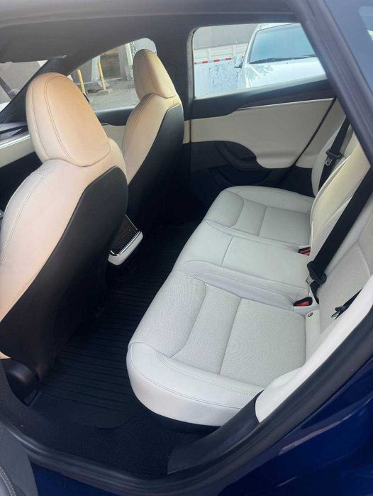 Продается Tesla Model S Long Range 2022 Американка пробег 20000км