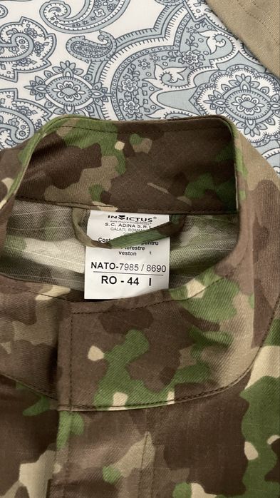 Tinuta militara combat