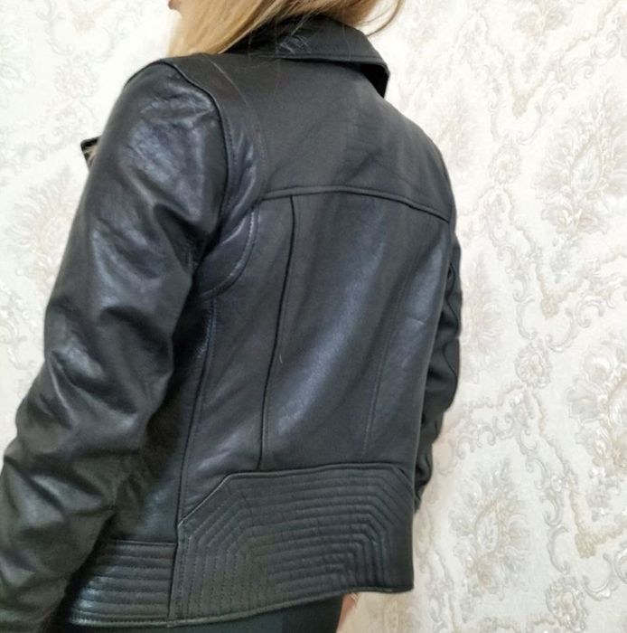 Срочно. Продается! Новая. Натуральная чистая кожа.