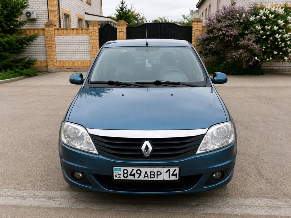 Renault Logan 2013