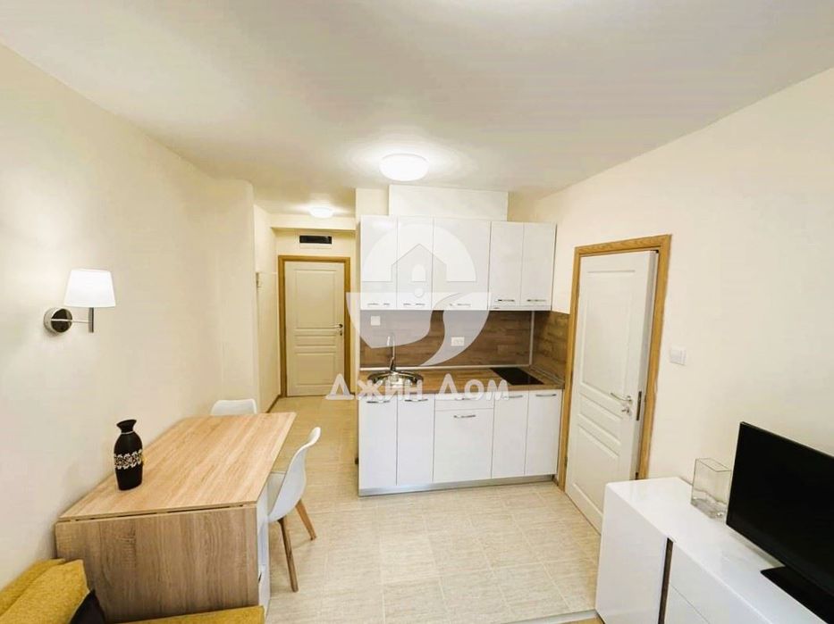 Продава се Двустаен апартамент в к.к. Слънчев бряг - 44 кв.м за 1205 €/кв.м - Снимка #2