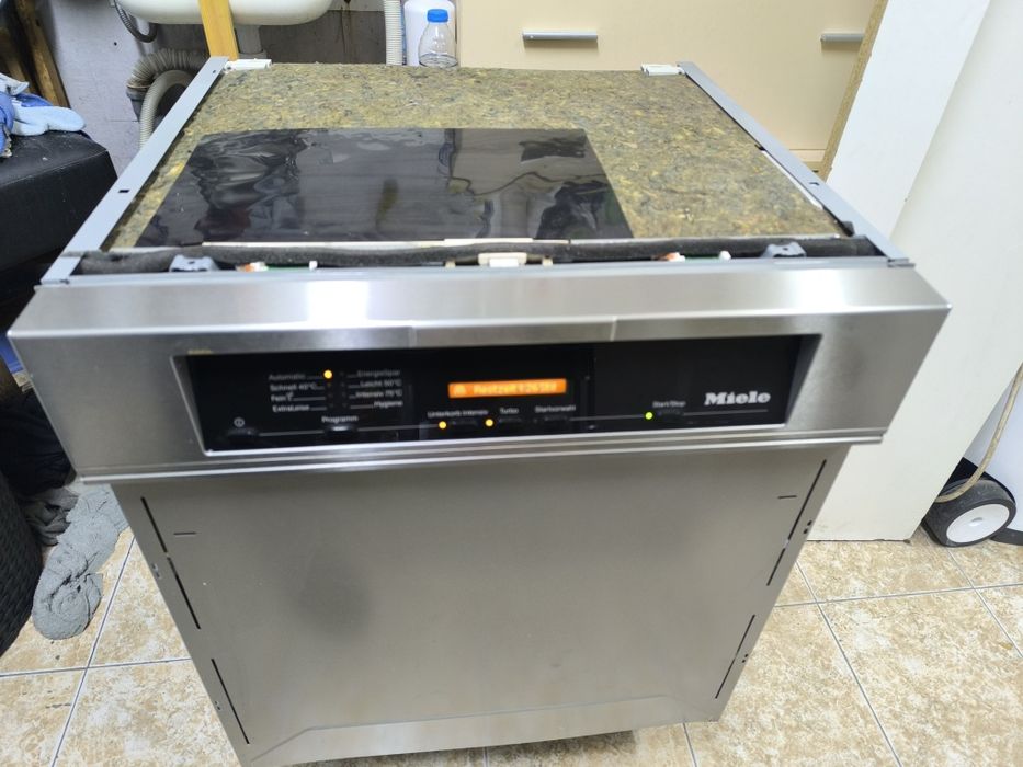 Съдомиялна Miele G 5830 SCI