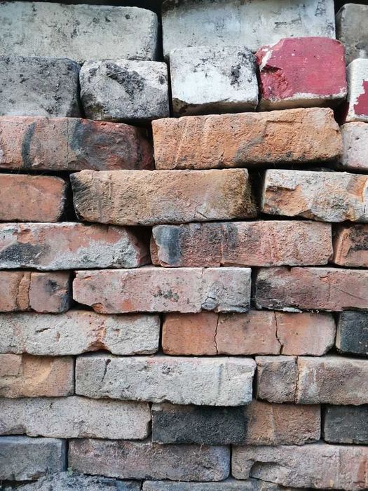 Продаю стандартный кирпич