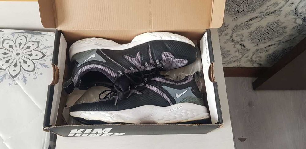 Nike Reebok New balance C&A Sotvoman