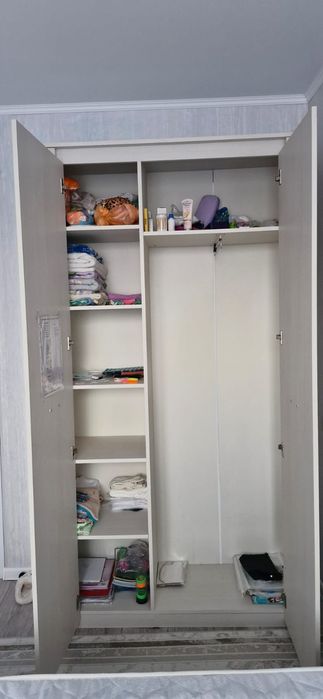 Продам спальный гарнитур