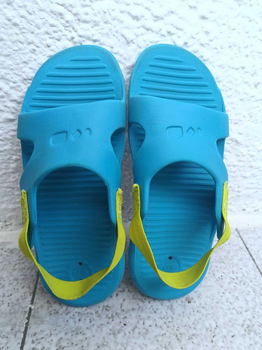 Детски джапанки с ластик от Decathlon, номер 29 и 30