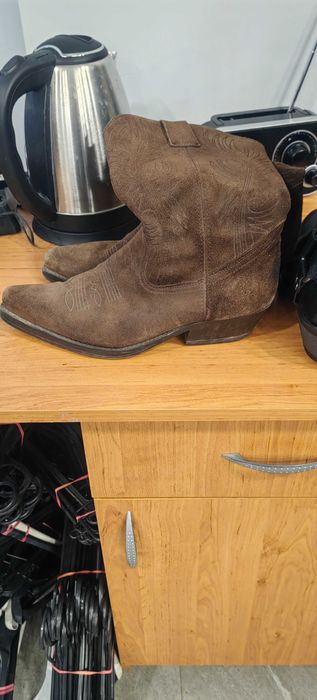 Рокерски запазени ботуши СПЕШНО