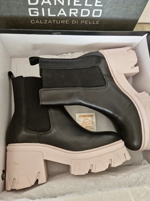 Обувки ,пише 36 но отговаря на 37