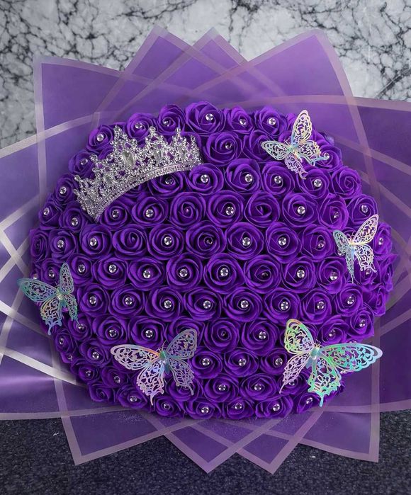 Buchete și aranjamente florale din sapun