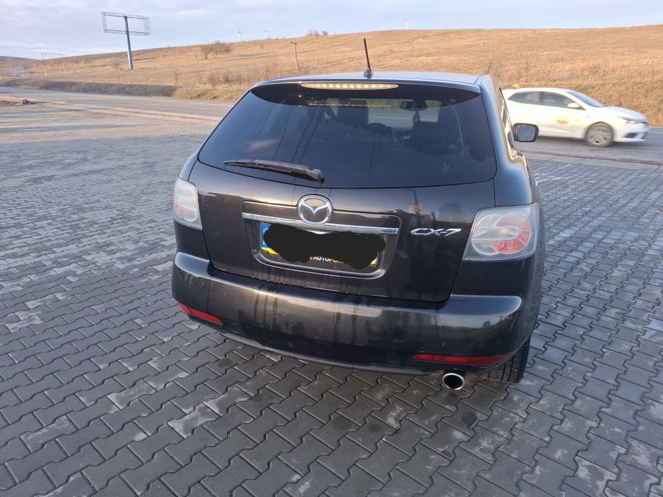 Vând mazda cx7 2012