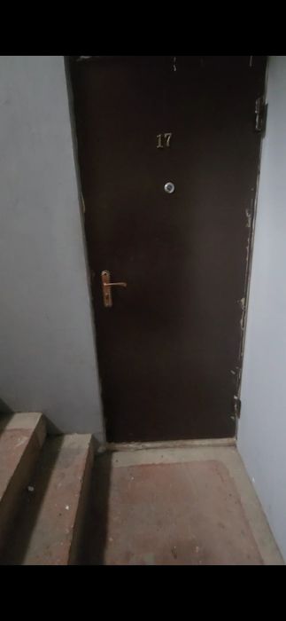 Kvartira sotiladi mirzo ulugbek rayonida