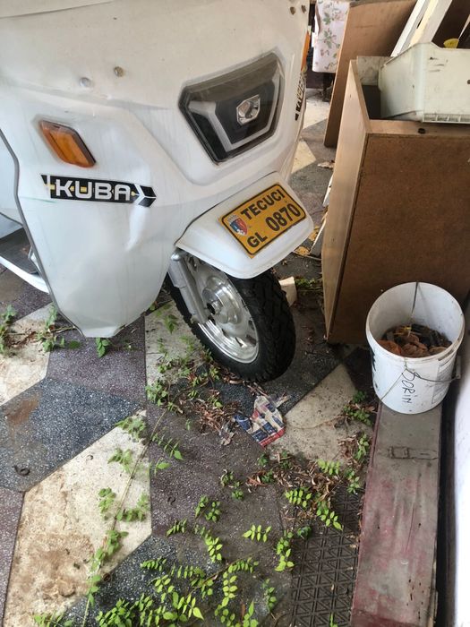 Motociclu tricicleta adulti Kuba T-08 2024