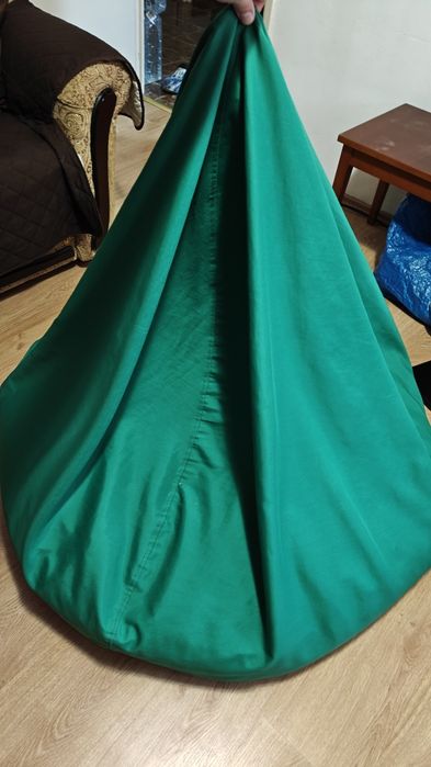 Vând Bean bag verde