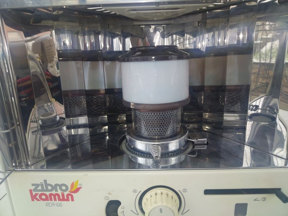 Отоплителна печка натечна ГАЗ, течен парафин, керосин
За отопление на