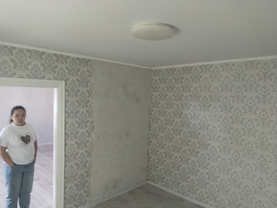 Продам дом  неподолеку от города