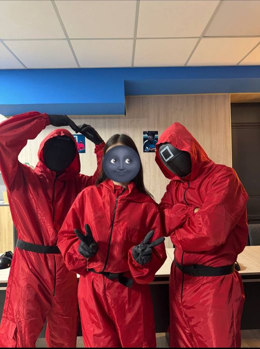 Костюм охранника из “Игры в кальмара”