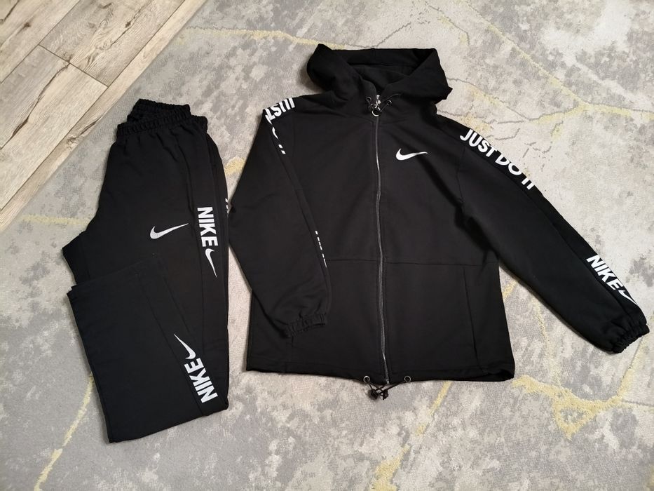 Спортивка черная, 44-46 р.