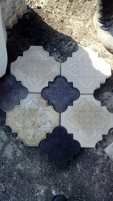 Брусчатки, поребрики, лотки