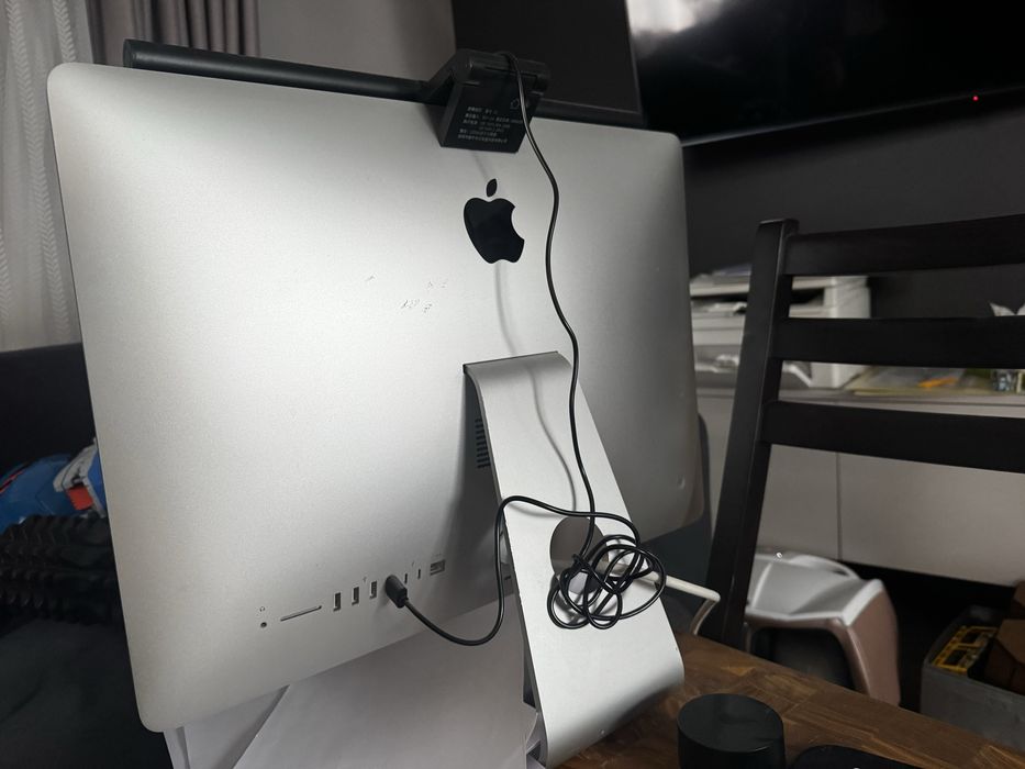 Apple  iMac Retina 4K, 21.5-inch, 2017