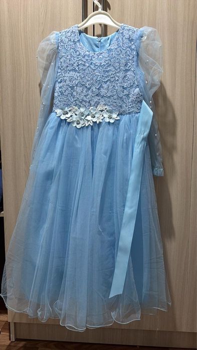 Платье пышное, вечернее