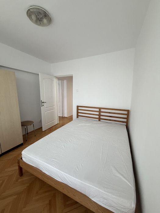 Inchiriez Apartament 3 camere