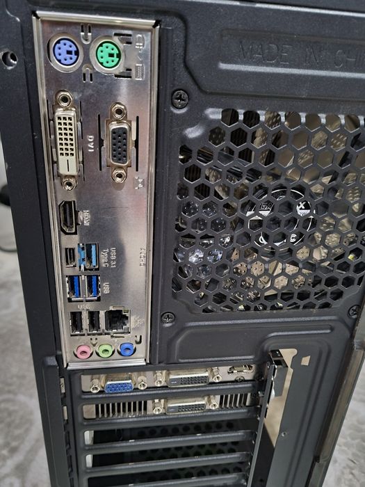 База для игрового компьютера