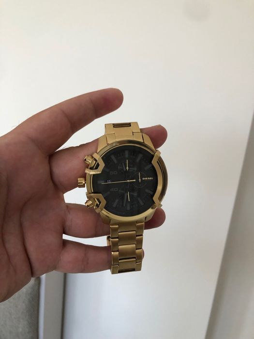 Diesel часовник нов