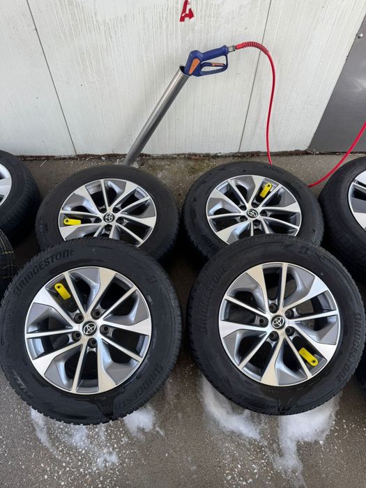 Оригинални джанти за Toyota Rav4 / Тойота Рав4 17" 5x114,3