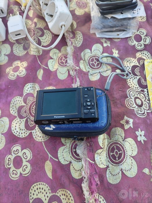 Fotoapparat satiladi Panasonic