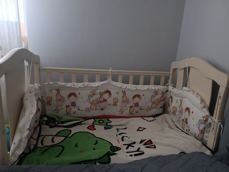 Детский манеж продам