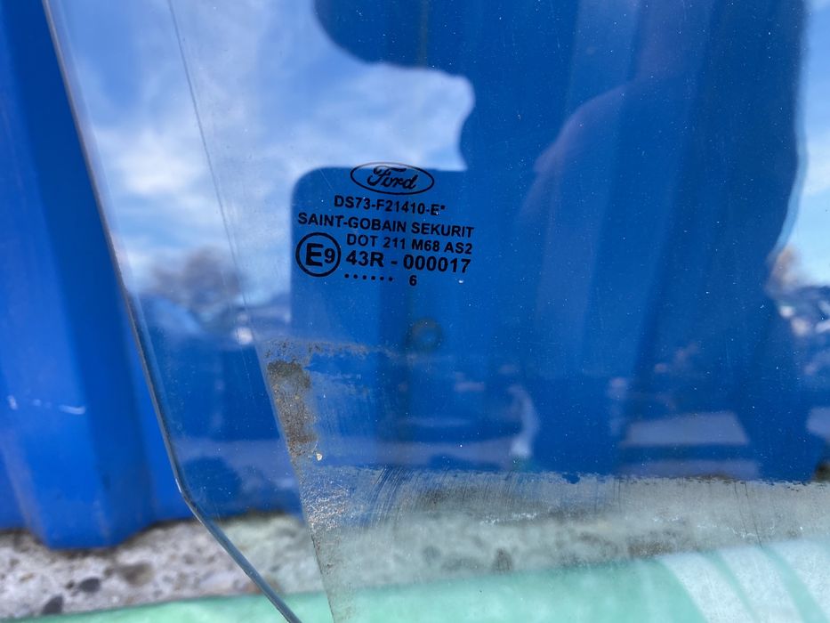 Geam ușă dreapta față Ford Mondeo Mk5
