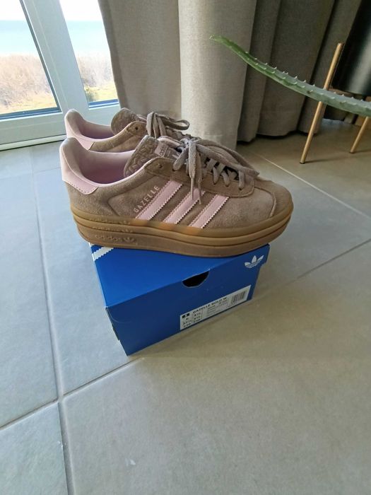Маратонки Адидас Adidas Gazelle 37 1/3 като нови!