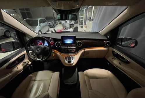 dezmembrez vito/viano/v class/interior complet/model 2015-2018/far ils